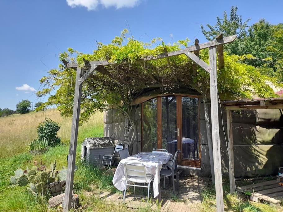 Charmante Yourte Contemporaine Carmaux Dış mekan fotoğraf